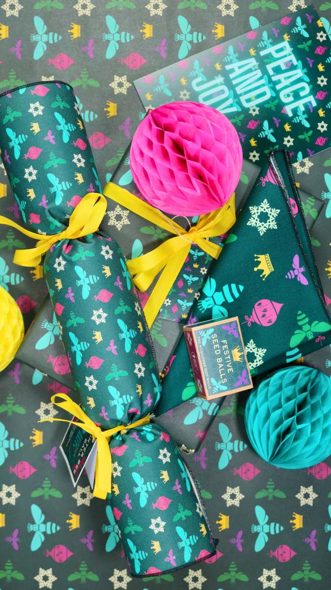 Festive mini gift box containing two hand-made wildflower seed balls - Image 3